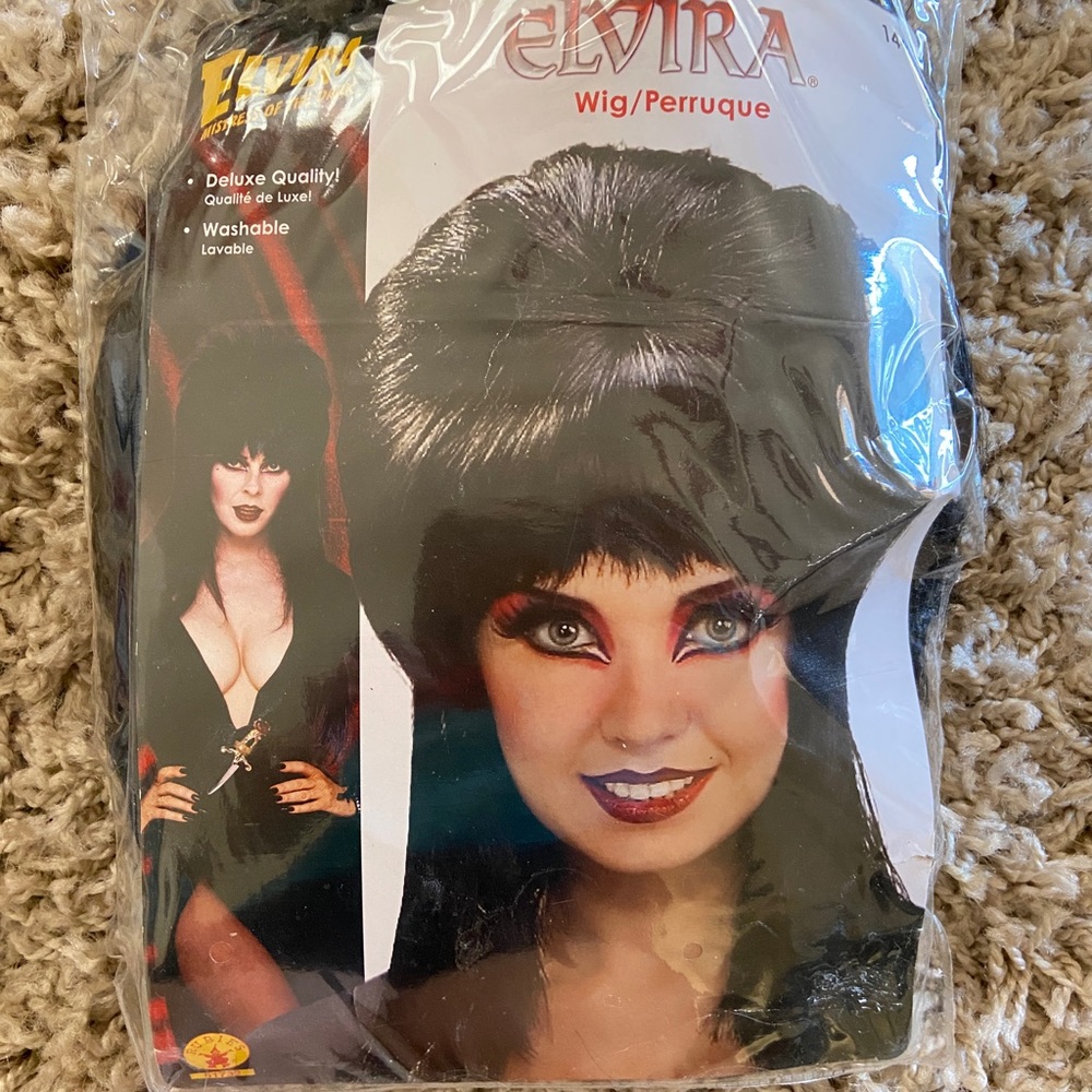 Elvira wig